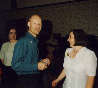 Pete & Lynne July 1994, Pete dancing normally!
