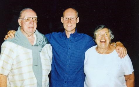 Pete, Mum and Stan 2007