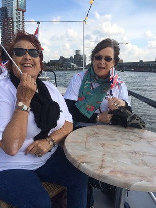  Sisters on the ferry ’Up Rotterdam’ for the World Champs