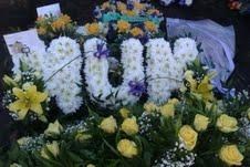 Funeral flowers (1)