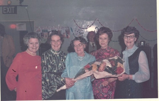 c1970s Elsie, Win, Kay & Dot with their mum