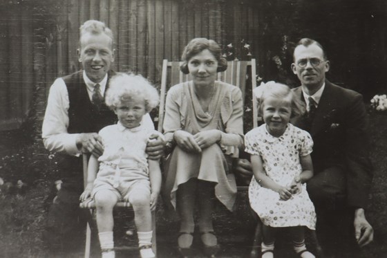 From Left to right: Frank Rawson, David Rawson, Margaret Rawson, Jean Rawson (DNR's Cousin) Albert Rawson