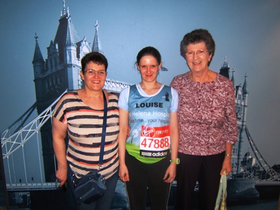 A very proud moment before Louise successfully completed the marathon in your honour