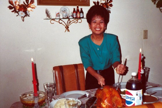 Carving a turkey at Rose's, Thanksgiving 1988