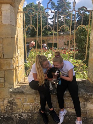 Dad photobombing Livvy and Millie at Hever Castle