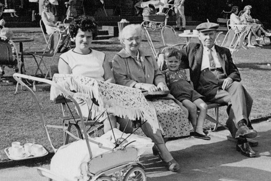 Mum, Peter and Deb and Nan and Grandad Osborne at Oxlea Woods Shooters Hill