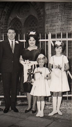 B86936F3 47B5 4994 83AF 9D410FBD70B6Ken and Doreen’s wedding day with nieces Helen and Vivienne.