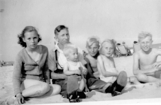 Herbert and family