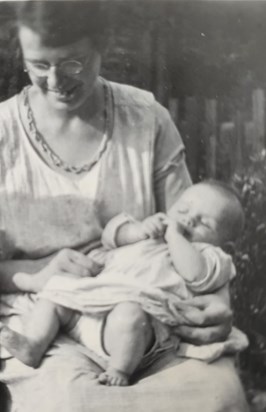 baby Alan April 1925