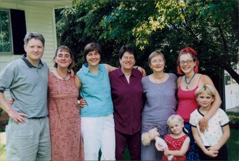 Jaksey Cakes Graduates!  Ben, Rach Em, Karen, Mom, Jess, Cass and Gracie