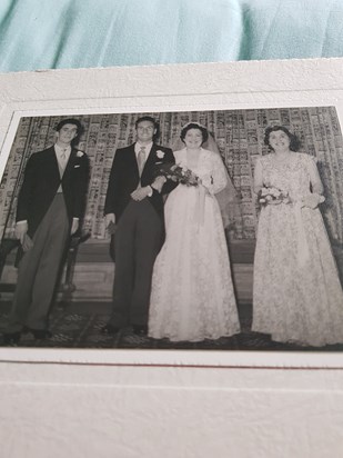 Margaret and Jim wedding. My auntie Edna bridesmaid. My mums sister.