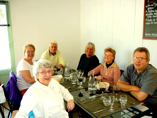  At Saint Victor restaurant  in  2013 -  Mary, Carol, John, Lynda, Mary & Alan - (camera Arthur)
