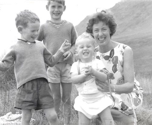 mum  3 c 1965