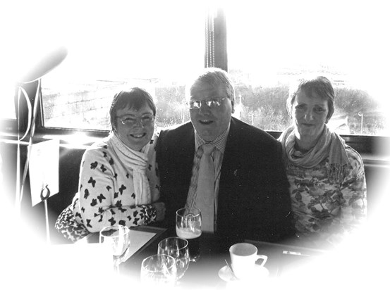 Toms 60th Prezzie at S.O.L with Sharon and Maureen