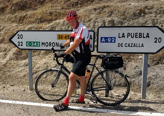 Spain End-2-End Pete loved his road signs!
