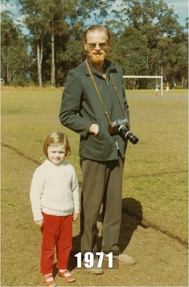 1971 Bill with eldest daughter Louise - age 4