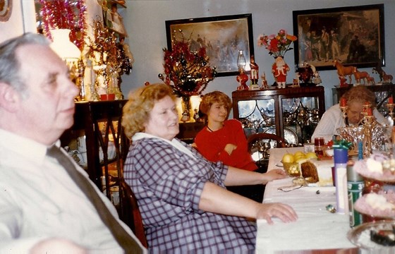 Christmas 1986 at 13 St Andrews Road, Southsea
