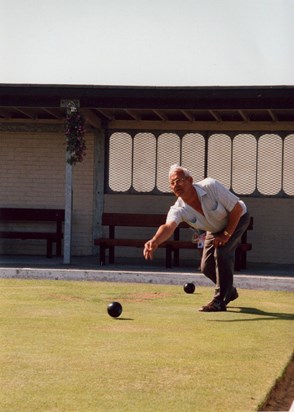 Bowling on East Parade