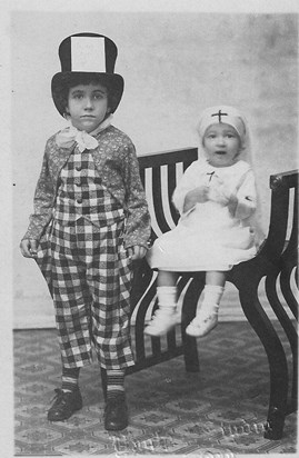 maria and sister Carmen - early