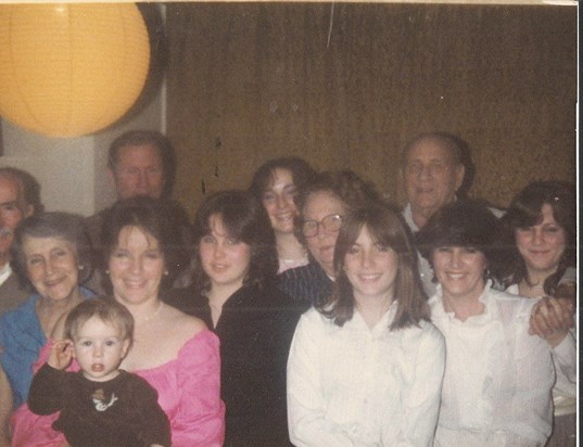 1982 with daughters & granddaughters Maria-Ann, Jeanine, Nicole, Judith &son-in-law Stephen &parents