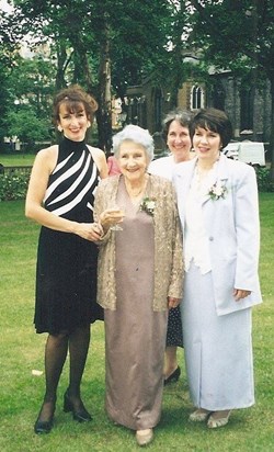 1998 at wedding of granddaughter Lisa with daughters Jennifer & Joanne & cousin Marissa Kelly