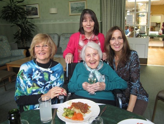 1 May 2009 with daughters Judith, Jennifer & Joanne