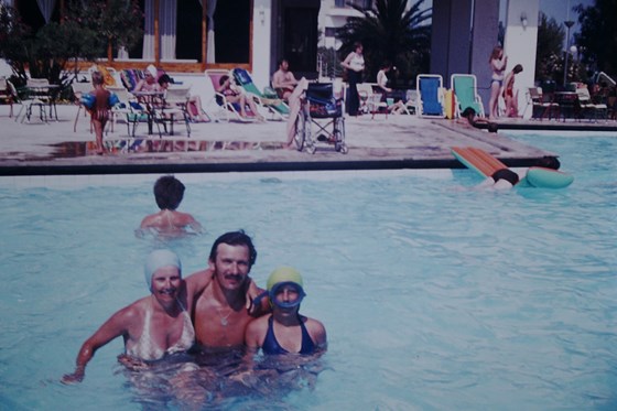 1976 Ibiza Mum Dad Julie