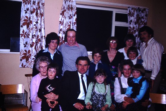 1978 - Hindle Family - Hindles and Milners
