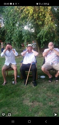 3 wise monkeys.....