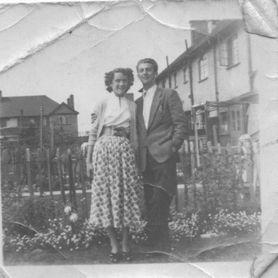 Mum & Dad in the Garden of Victoria Road