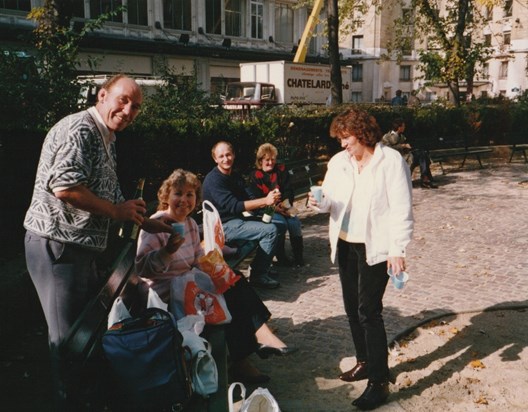 Picnic in Paris