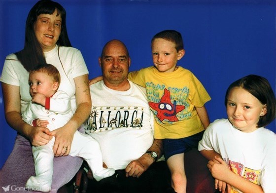 This is you Daddy, mummy,brother david,Gavin and sister Hayley