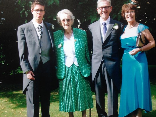 Lewis, Grandma, Graham and a glamorous Judy x