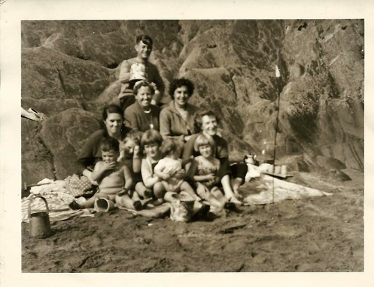 Happy days at Freathy beach. My sister front left and myself beside her with my mum behind us. Derek's mum and Pauline behind with my dad at the rear. Derek taking the pic if I remember rightly.