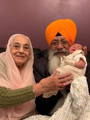 Great grandparents with their first great grandson