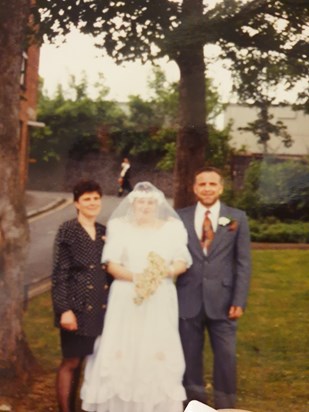 Nan & grandad with mum xxx