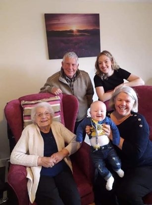 5 generations when Nanna met Malachy as he visited from Australia ❤️