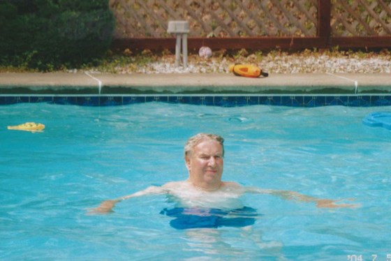 Bob swimming in the family pool in Pennsylvania on one of his many trips tomAmerica to visit Janet and her family.