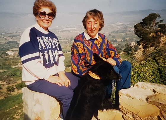 Autumn sun with Elaine and rescue dog in Spain