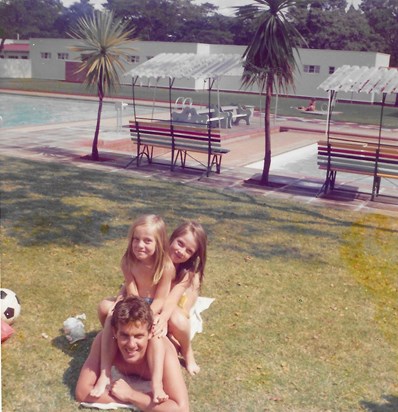 Ken Deborah Anita Avondale pool Salisbury Rhodesia 1974