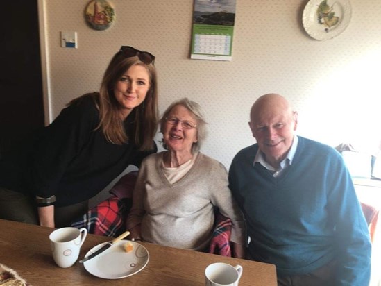 Last time Dad, Kathryn and I visited Auntie Dorothy in Cullybacky. We had a lovely time looking at her wedding album and reminiscing!! Precious memories x