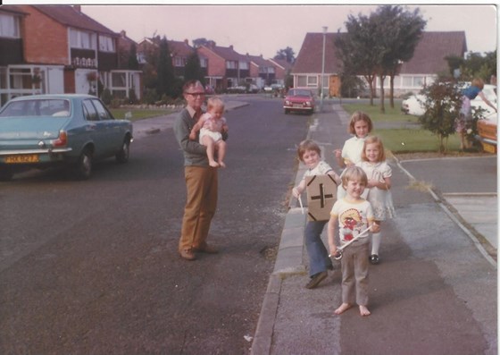 Grandad, Angie, Ricky, Chris, Lisa, Claire - Summer 1980