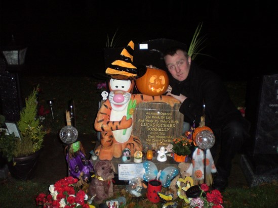 halloween with his daddy 2011