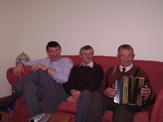 Ireland 2007 dad, uncle Jim< uncle bertie playing the ACCORDIAN XXX