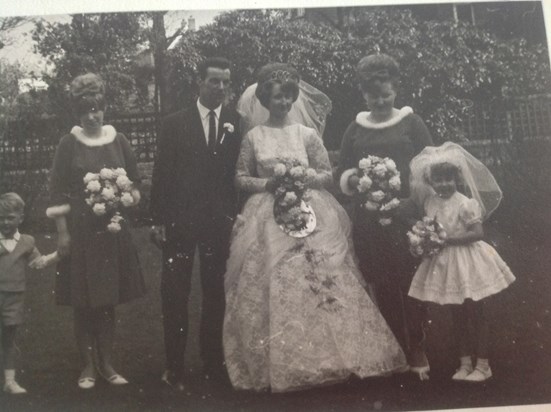 Des and Audrey wedding day .. I insisted on a veil too ???????