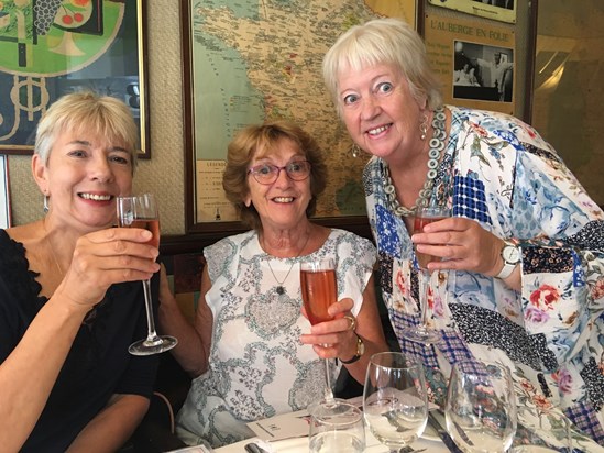 Ladies who lunch August 2018 Sally with Janet and Vanessa 03AF0894 17ED 4799 A832 59D2F5ACE008