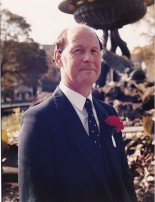 Picture of Dad on his wedding day 1986
