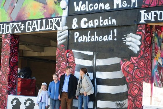 Commissioning graffiti welcome on Widcombe Social Club