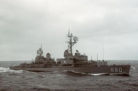 USS Dyess in March 1966 off the west coast of Central America-on her way to Vietnam