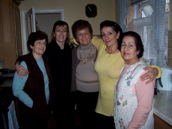 2007.Mum ( Violet) Margaret , Aunty Doris, Hilda , Aunty Betty